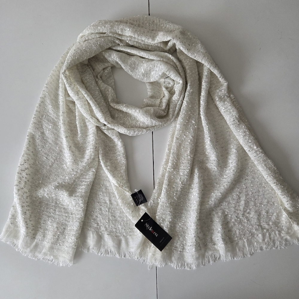 NWT Style & Co Textured Metallic Ivory White Silver Sheer Gauze Scarf 25×80‎ In